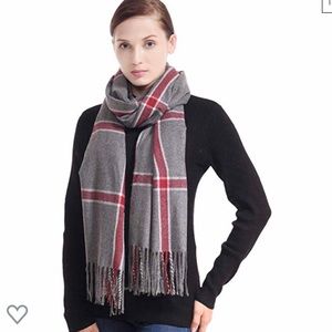 Women’s cashmere scarf / shawl NIB